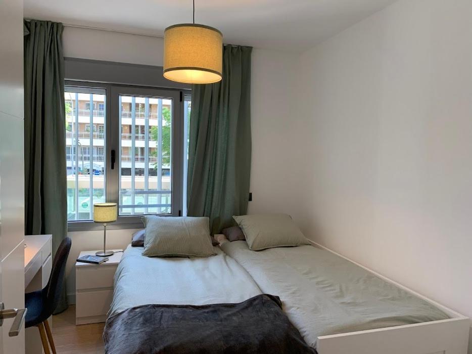 Rentalsevilla Encantador Apartamento Junto A Gran Plaza Luaran gambar